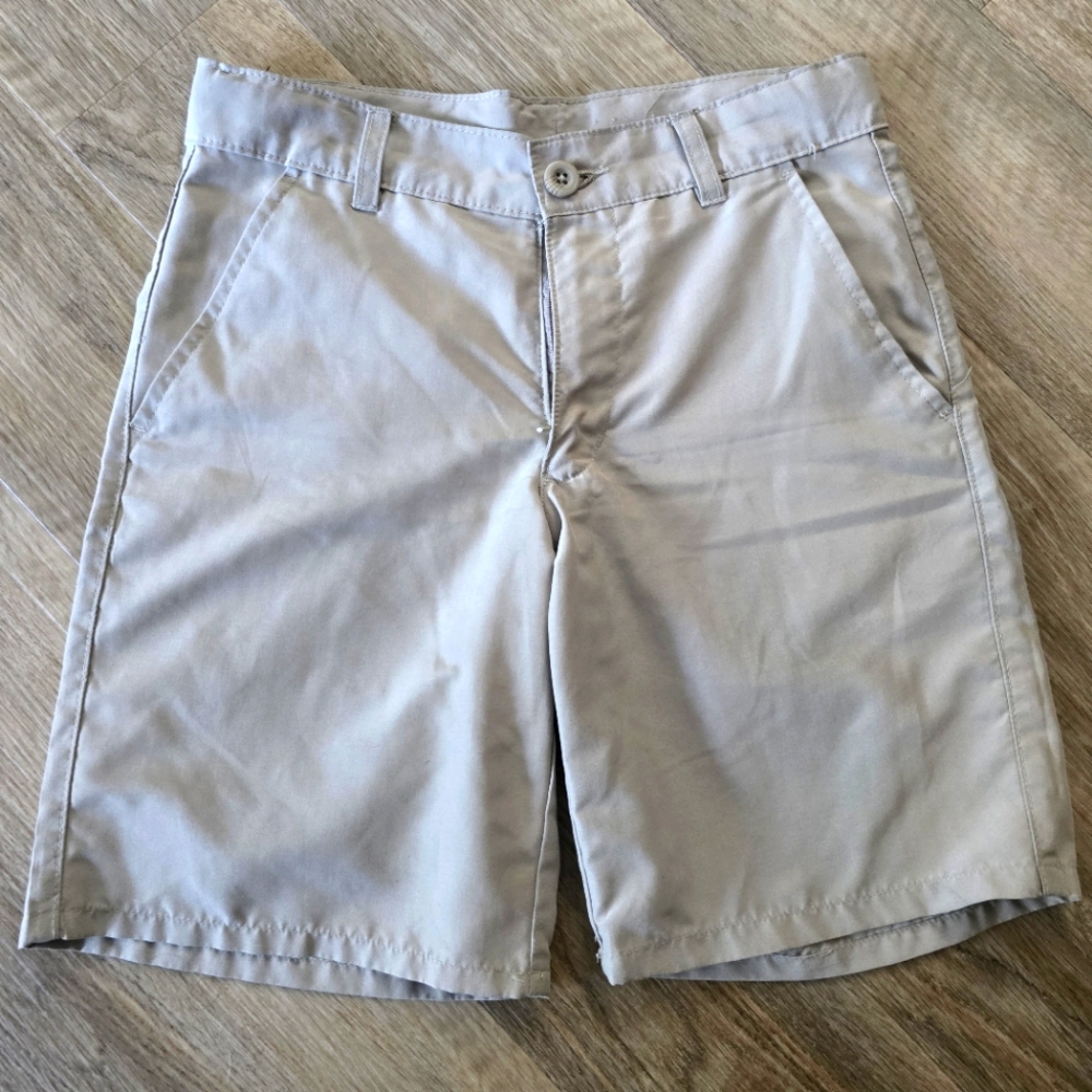 Izod, new boys khaki shorts